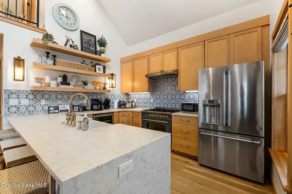 $649,000 | 20 Hitchcock Drive, Dover, ID 83825