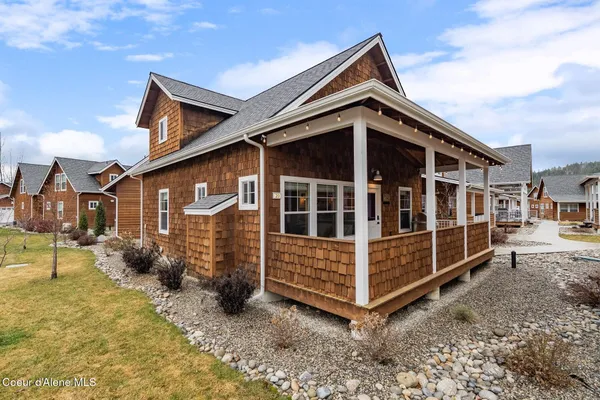 $649,000 | 20 Hitchcock Drive, Dover, ID 83825