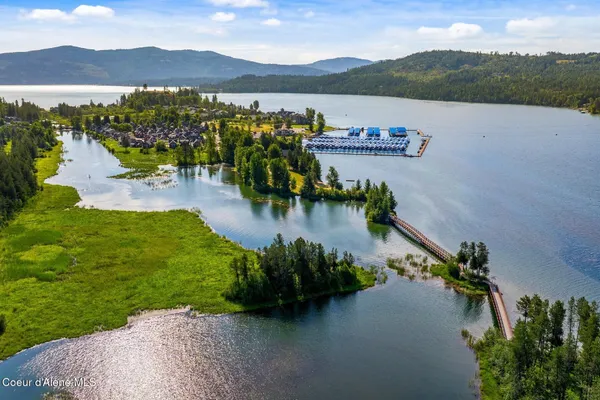 $649,000 | 20 Hitchcock Drive, Dover, ID 83825