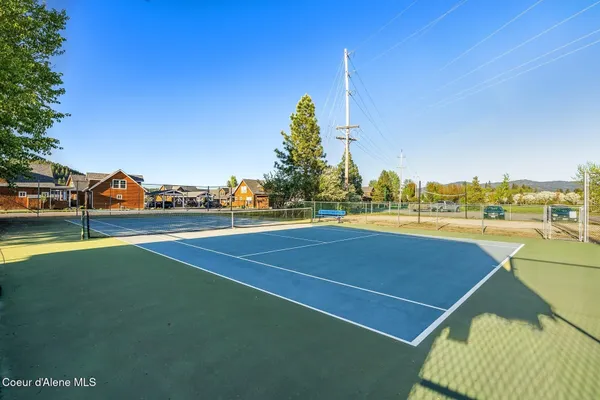 $649,000 | 20 Hitchcock Drive, Dover, ID 83825