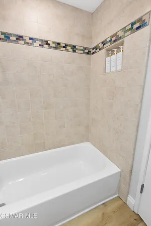 $3,500 | 221 Dryden Street, Thousand Oaks, CA 91360