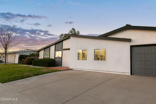 $3,500 | 221 Dryden Street, Thousand Oaks, CA 91360