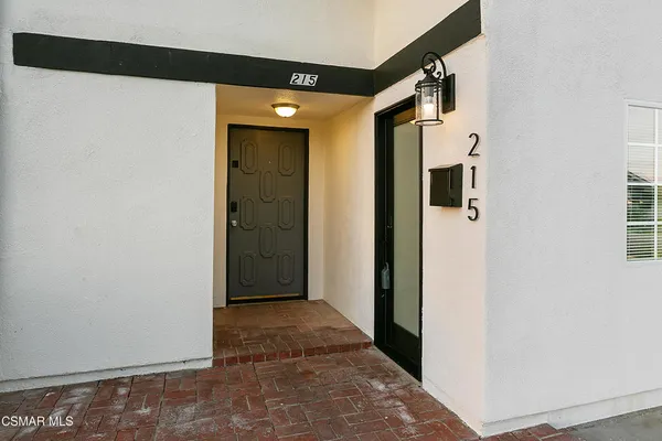 $3,500 | 221 Dryden Street, Thousand Oaks, CA 91360