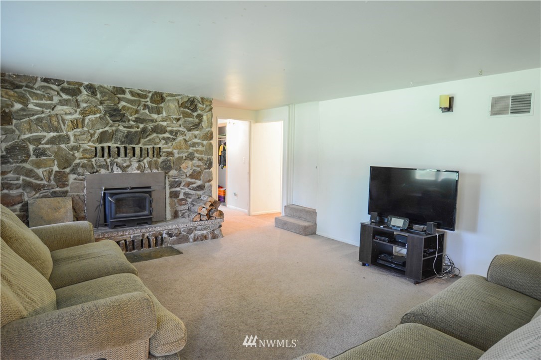 13685 Olympic View Road Northwest Silverdale, WA 98383 - Photo 15 of 24 Gallery Image 15