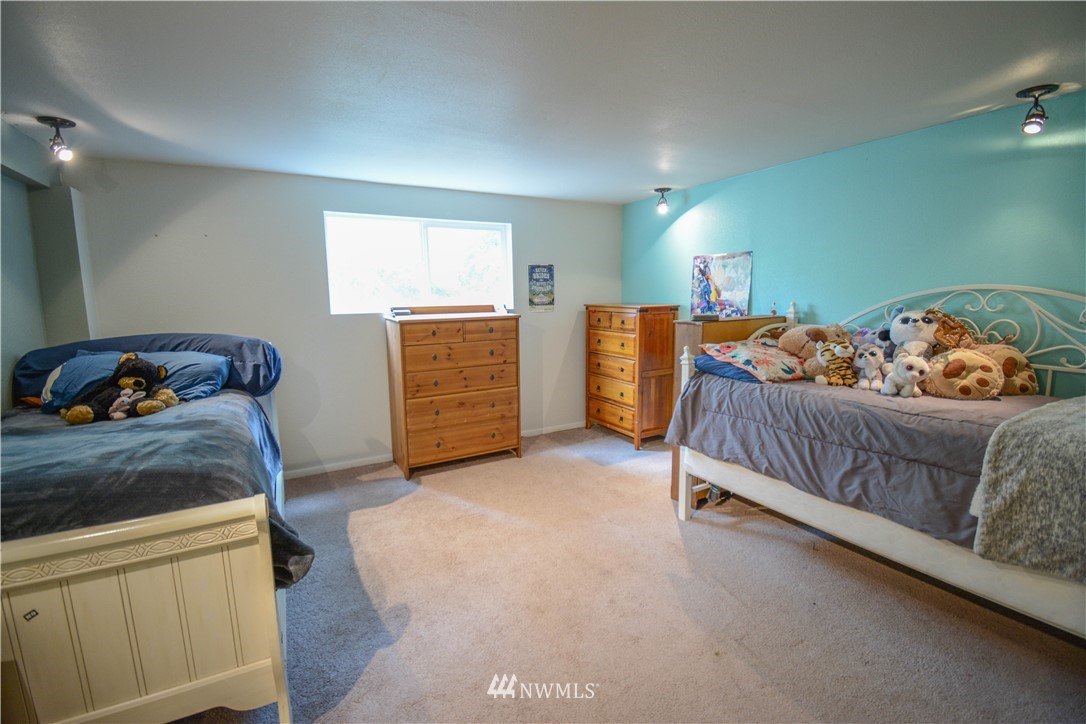 13685 Olympic View Road Northwest Silverdale, WA 98383 - Photo 17 of 24 Gallery Image 17