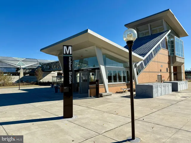 $3,795 | 43544 Jefferson Park Street, Ashburn, VA 20148