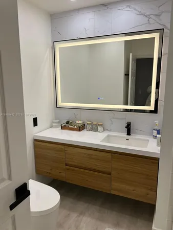 $4,000 | 9755 Northwest 52nd Street, Unit 216, Doral, FL 33178