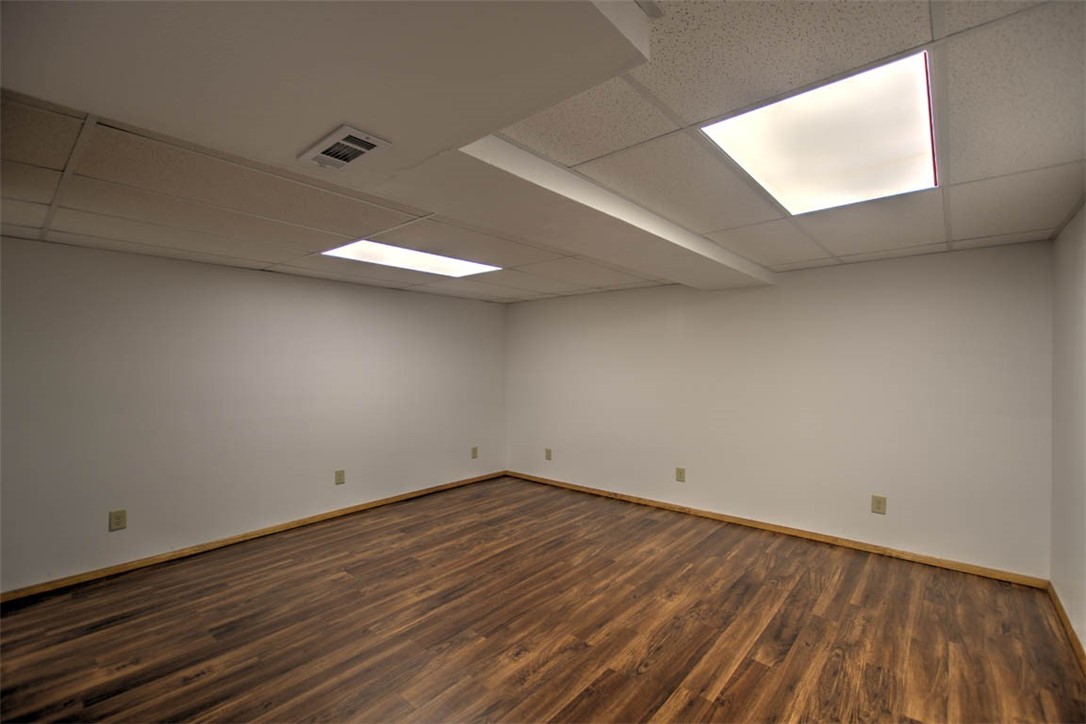2346 Longwood Place Decatur, IL 62526 - Photo 19 of 29 Gallery Image 19
