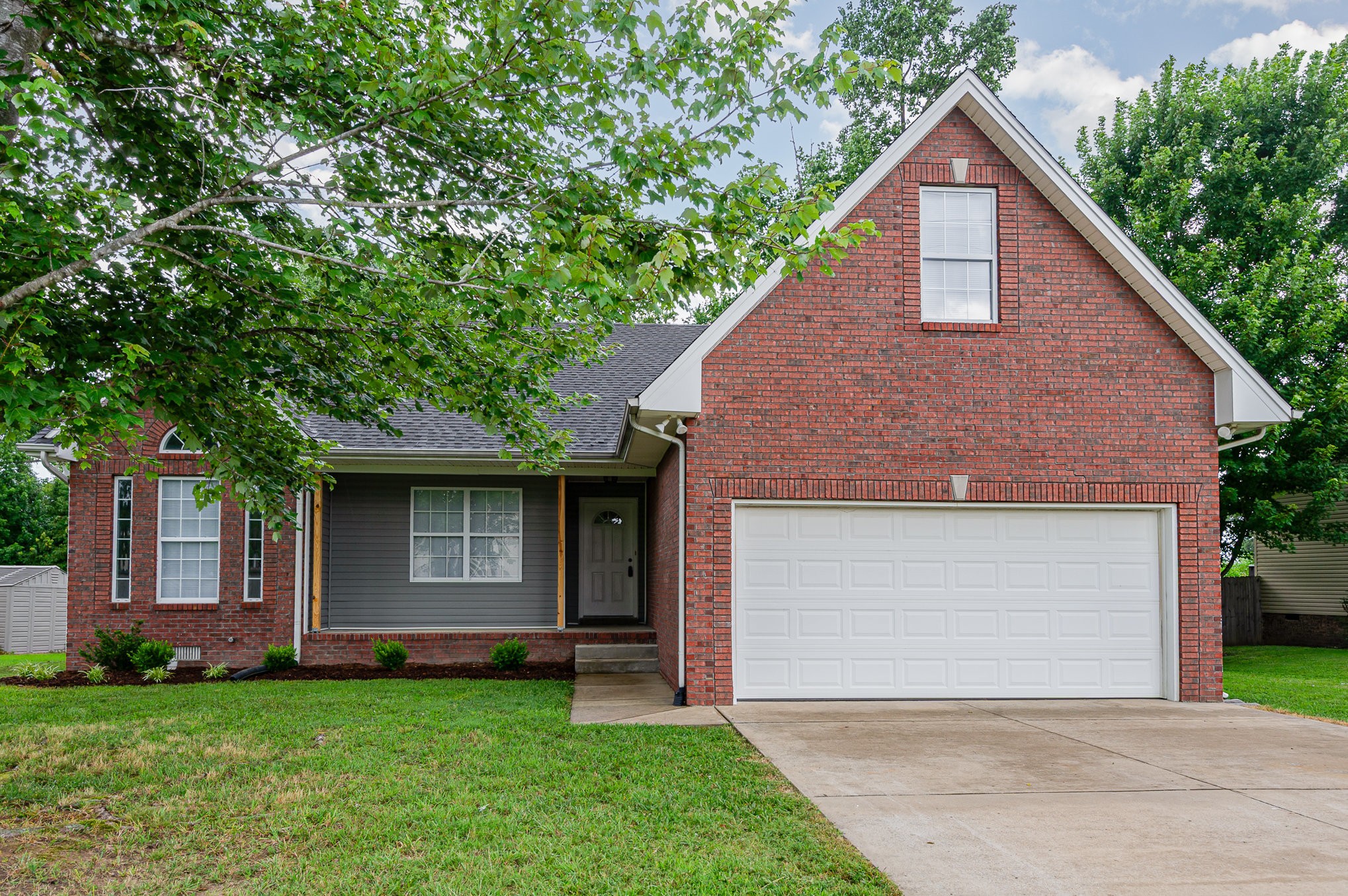 7012 Legacy Drive Springfield, TN 37172 - Photo 2 of 27 Gallery Image 2