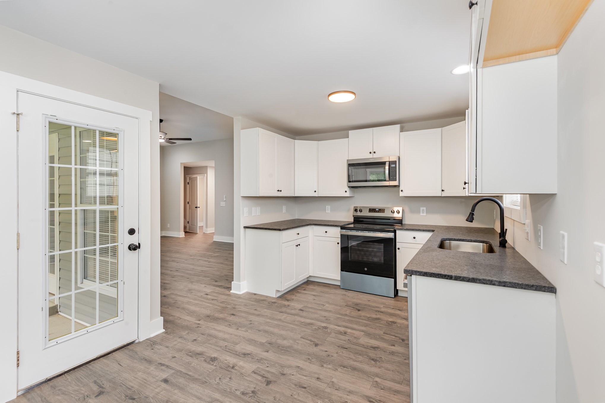 7012 Legacy Drive Springfield, TN 37172 - Photo 8 of 27 Gallery Image 8