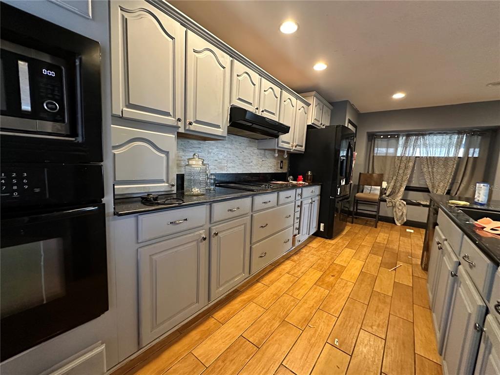 1402 Shell Flower Drive Brandon, FL 33511 - Photo 12 of 30