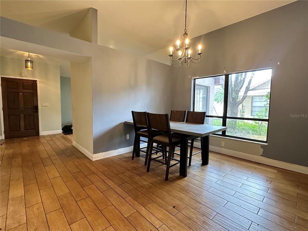 1402 Shell Flower Drive Brandon, FL 33511 - Photo 8 of 30