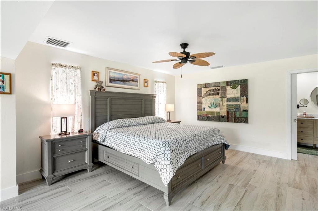 2271 Harbor Road Naples, FL 34104 - Photo 23 of 35