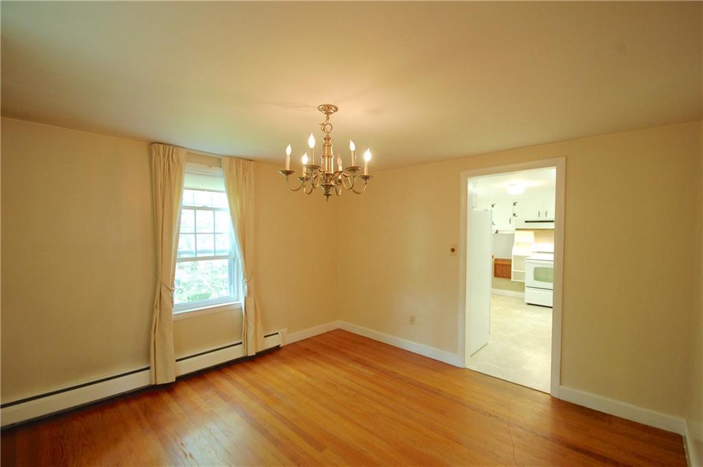 2 Locksley Road Cape Elizabeth, ME 04107 - Photo 10 of 35 Photo