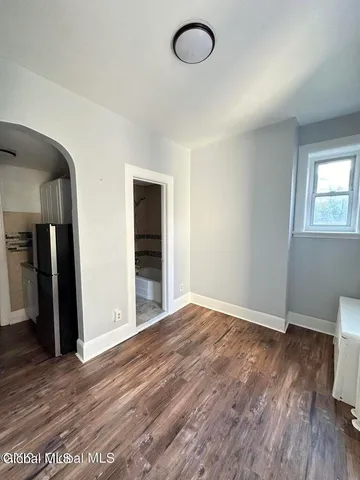 $1,200 | 51 Elm Street, Unit 4, Albany, NY 12202