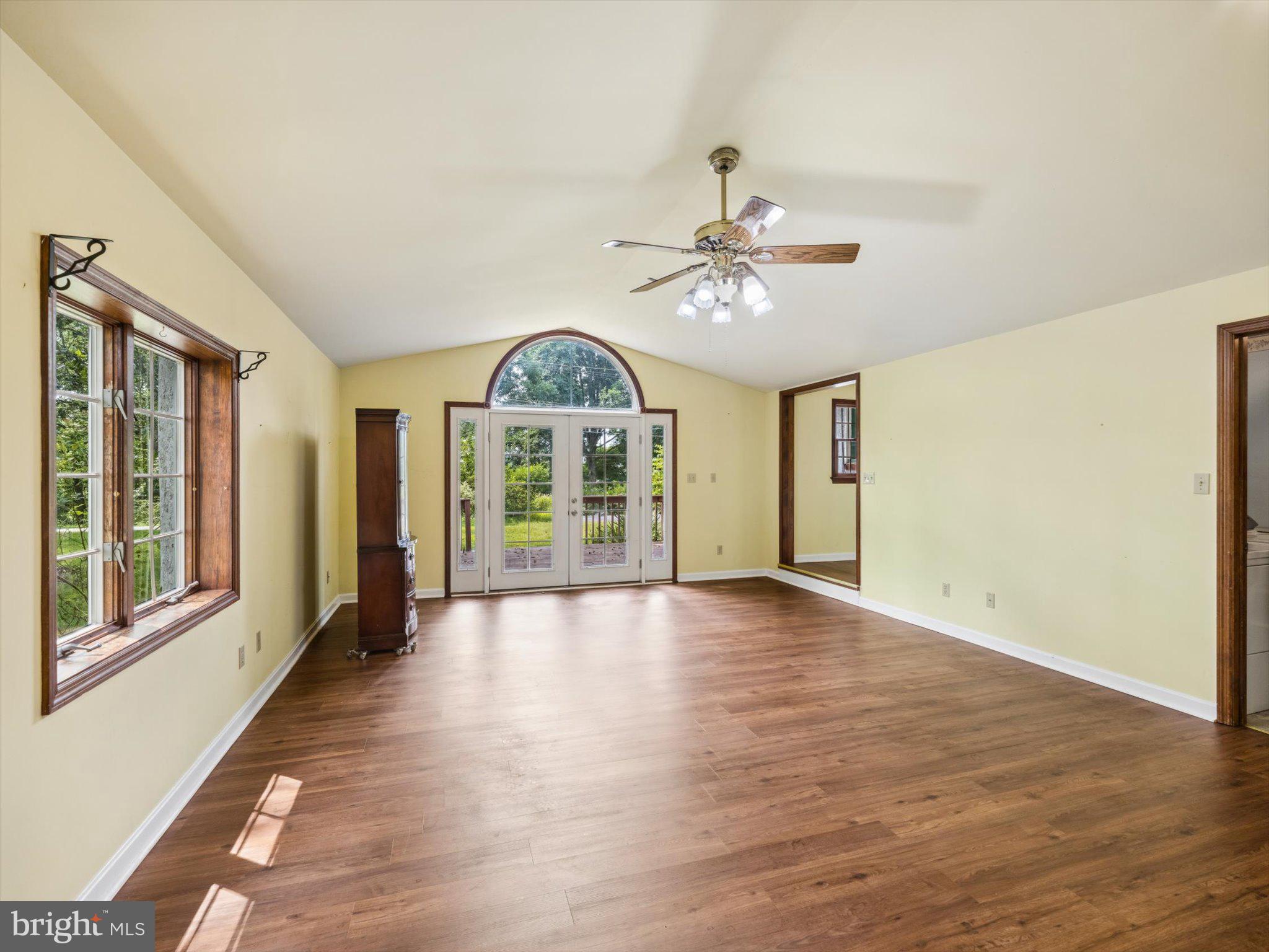 2843 Flowing Springs Road Spring City, PA 19475 - Photo 15 of 25 Family Room