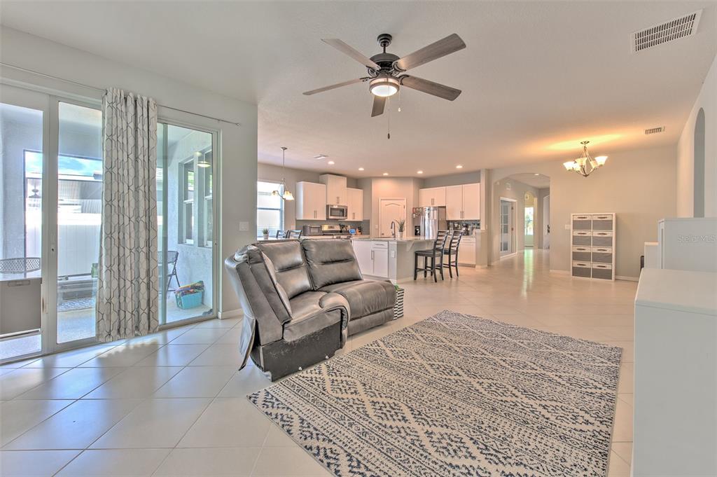 11130 Spring Point Circle Riverview, FL 33579 - Photo 18 of 57 Gallery Image 18