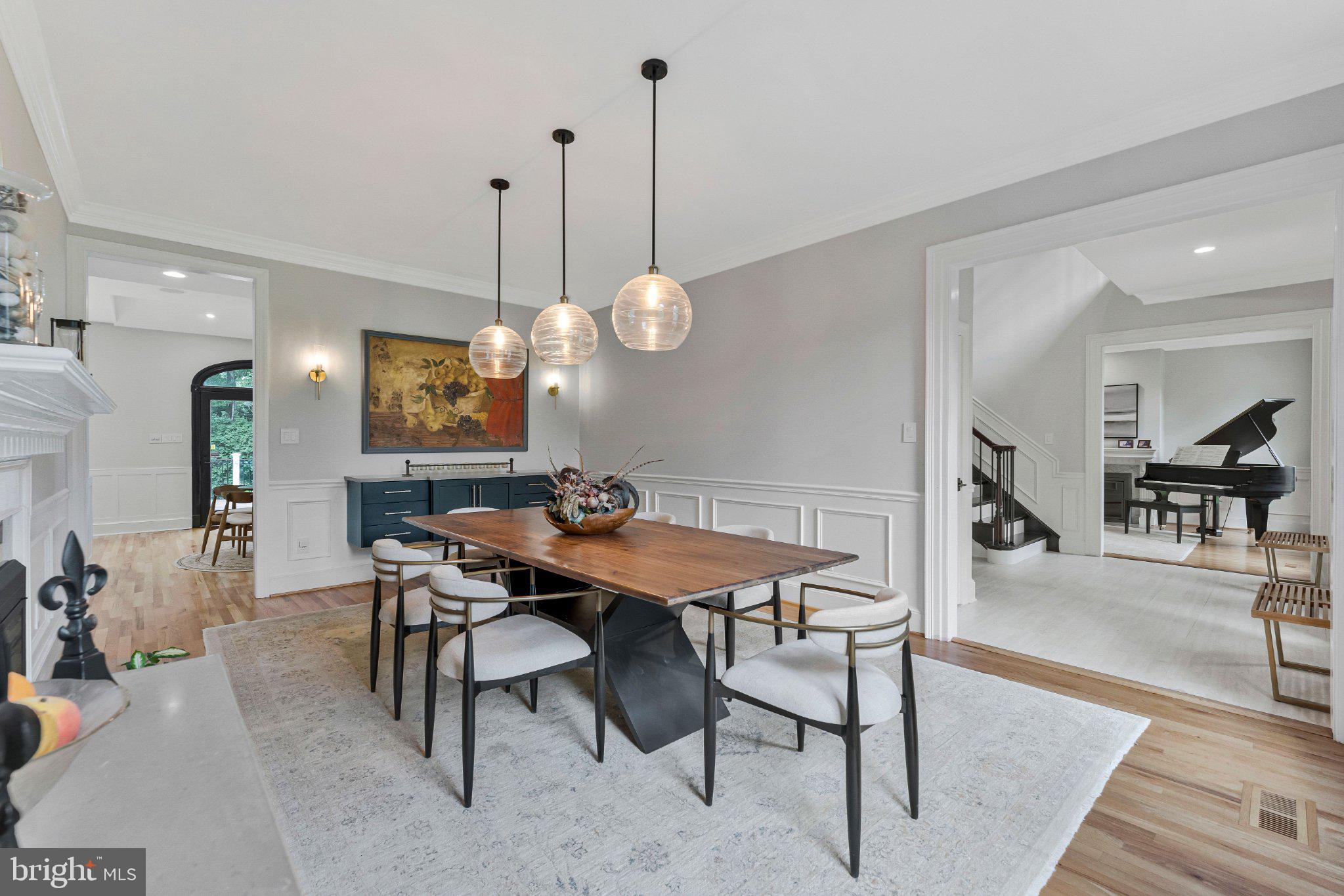 310 Springvale Road Great Falls, VA 22066 - Photo 11 of 117 Gallery Image 11