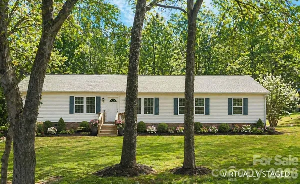 $344,000 | 3634 Hillview Drive Northeast, Conover, NC 28613