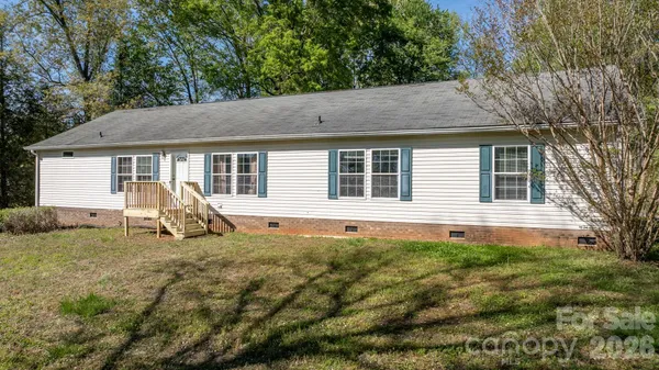 $349,000 | 3634 Hillview Drive Northeast, Conover, NC 28613