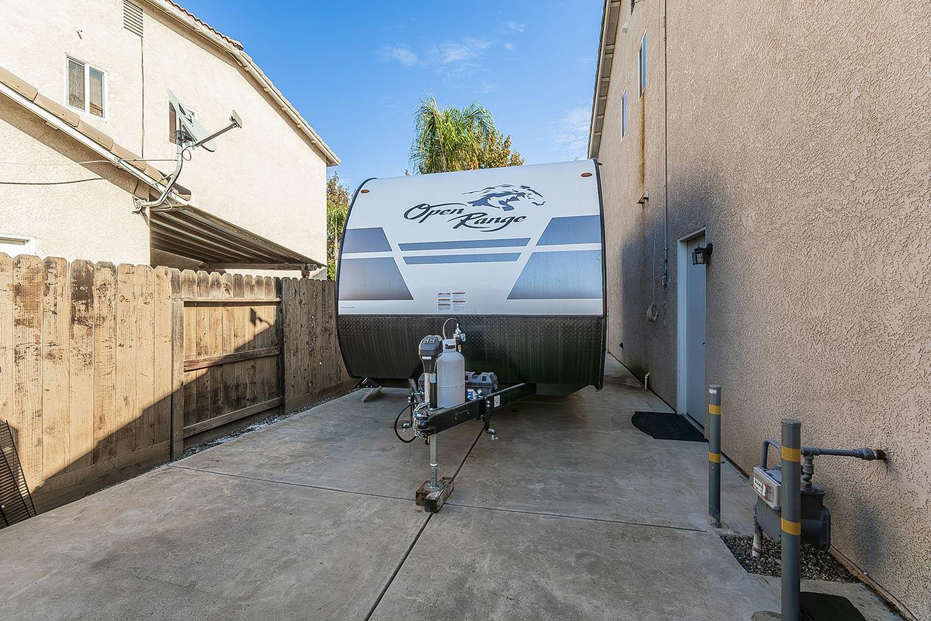 1175 Applegate Avenue Clovis, CA 93611 - Photo 63 of 65