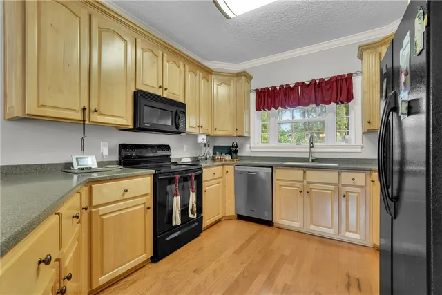 $460,000 | 1247 Sapelo Circle Southeast, Darien, GA 31305