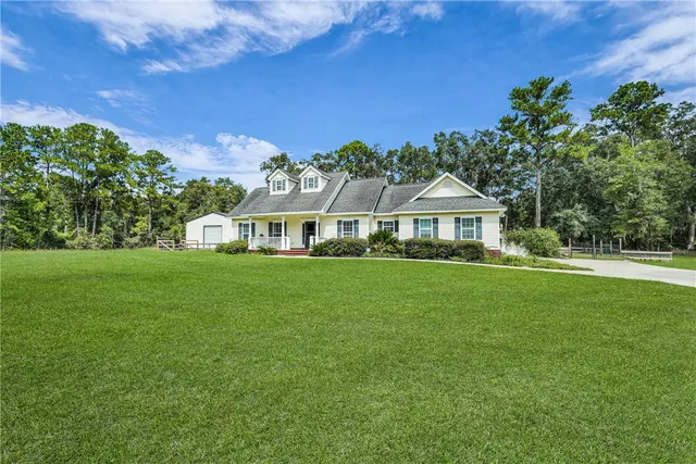 $460,000 | 1247 Sapelo Circle Southeast, Darien, GA 31305