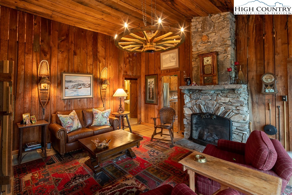 160 Azalea Hill Boone, NC 28607 - Photo 12 of 48 Gallery Image 12
