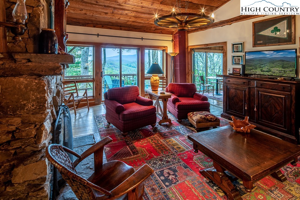 160 Azalea Hill Boone, NC 28607 - Photo 13 of 48 Gallery Image 13