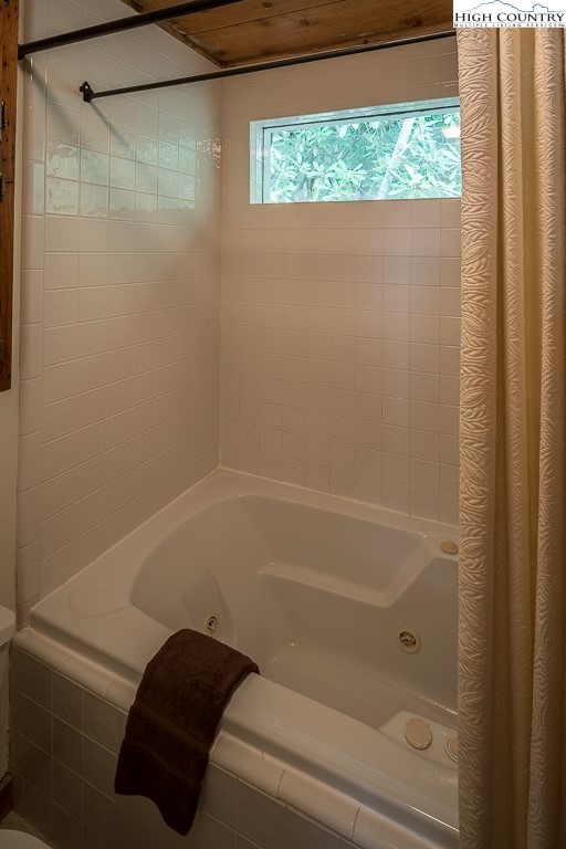 160 Azalea Hill Boone, NC 28607 - Photo 26 of 48 Gallery Image 26
