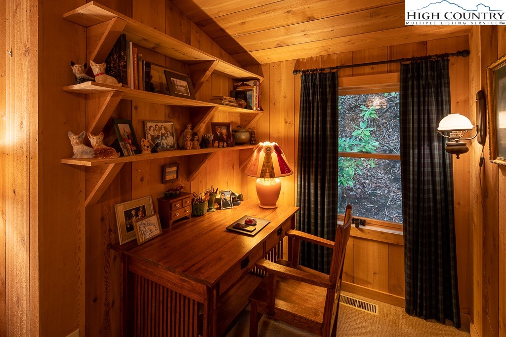 160 Azalea Hill Boone, NC 28607 - Photo 29 of 48 Gallery Image 29