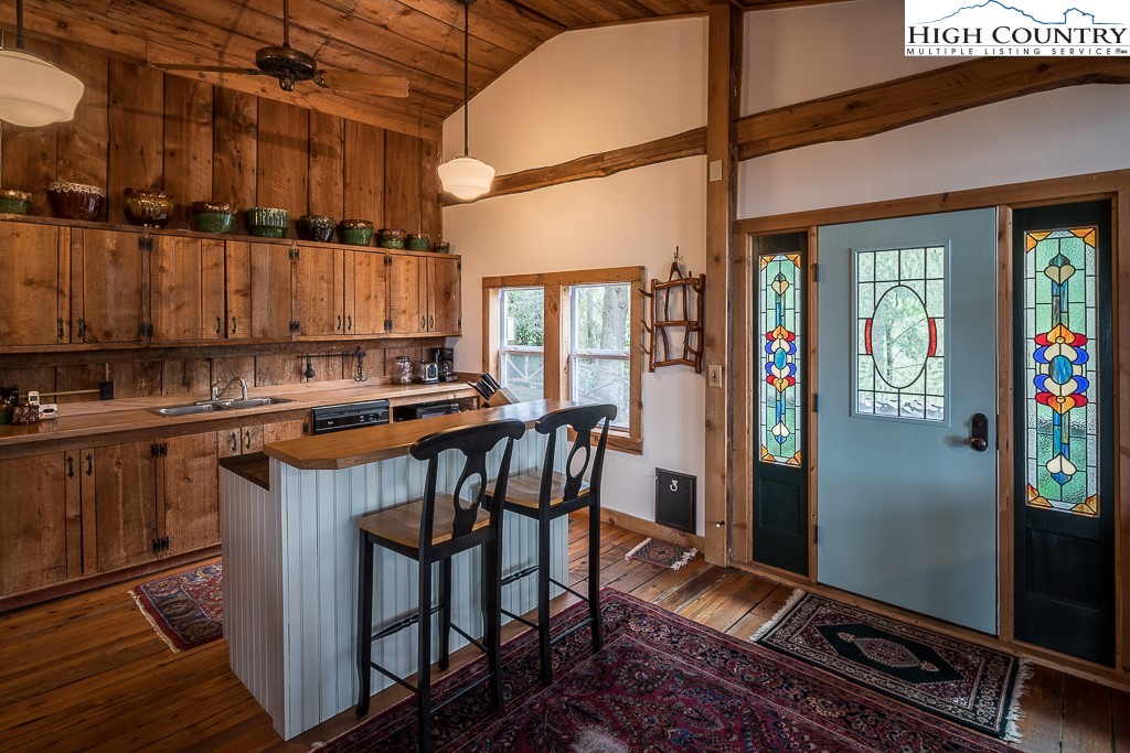 160 Azalea Hill Boone, NC 28607 - Photo 6 of 48 Gallery Image 6