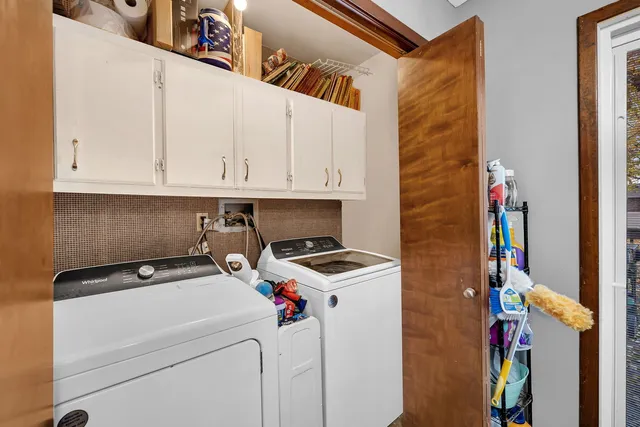 $344,500 | 223 Pleasure Drive, Yorkville, IL 60560