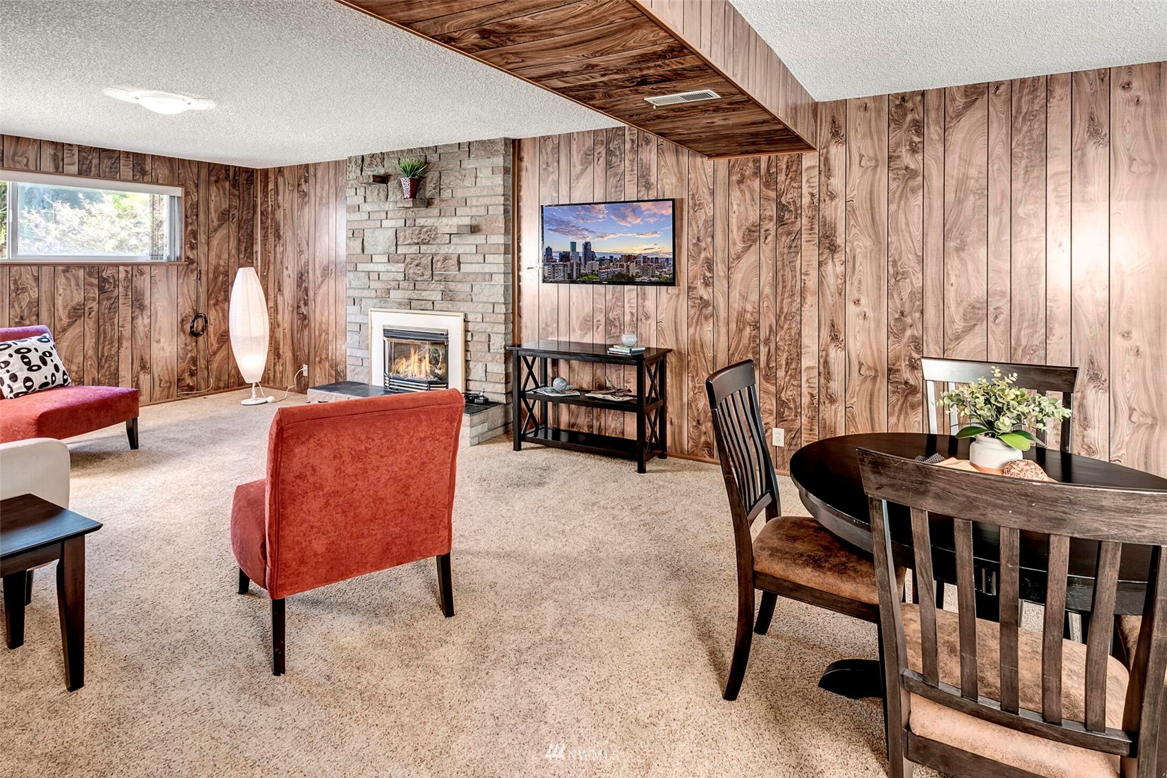 2322 243rd Place Southwest Bothell, WA 98021 - Photo 18 of 29 a dining room with furniture and window