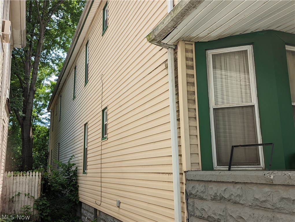 7510 Aetna Road Cleveland, OH 44105 - Photo 3 of 21 Gallery Image 3