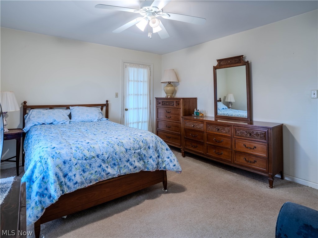 13699 Cedar Road Cleveland, OH 44118 - Photo 15 of 49