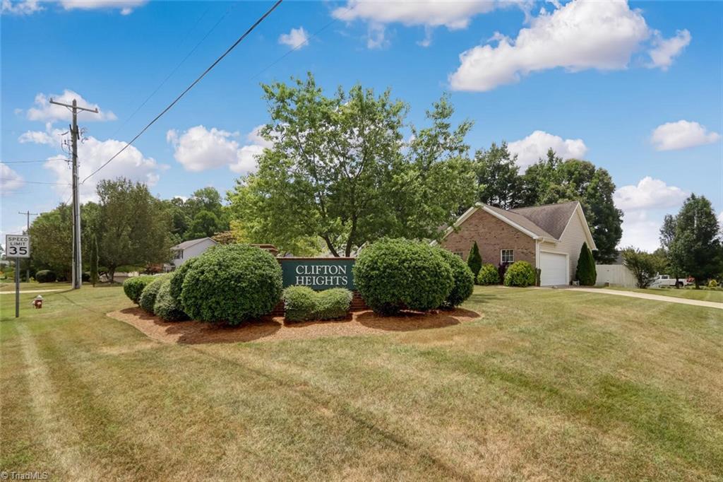 2468 Willard Road High Point, NC 27265 - Photo 5 of 25
