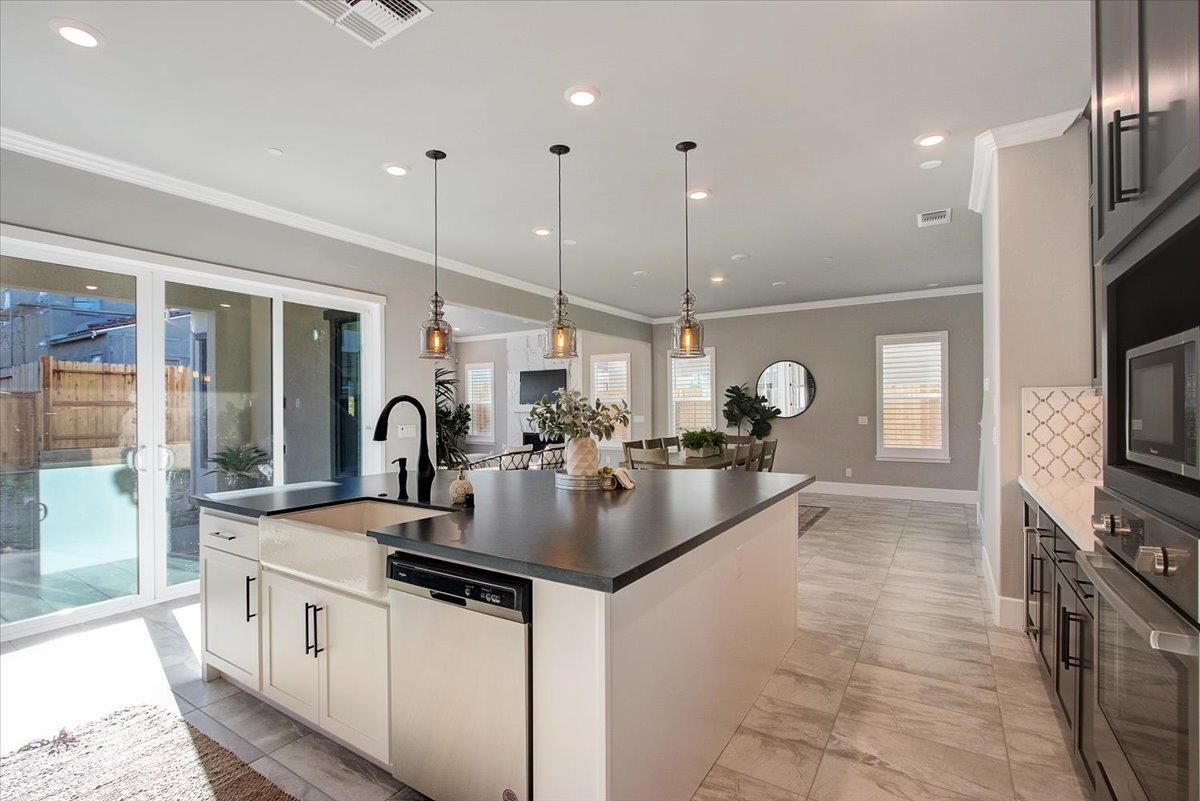 3414 Hidden Ranch Loop Rocklin, CA 95765 - Photo 11 of 57 Gallery Image 11