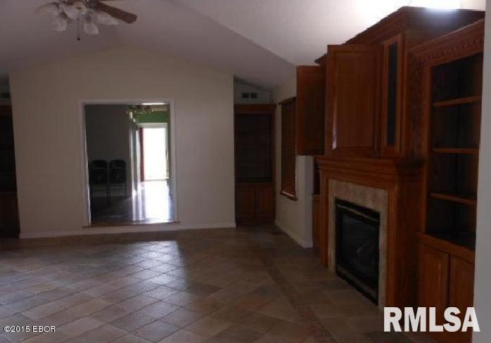 916 Mick Road Mount Vernon, IL 62864 - Photo 7 of 17