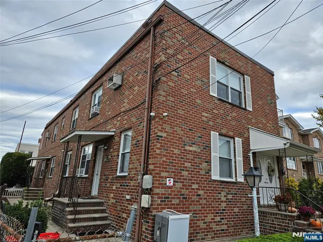 $2,200 | 249 Riverview Place, Unit C, Cliffside Park, NJ 07010