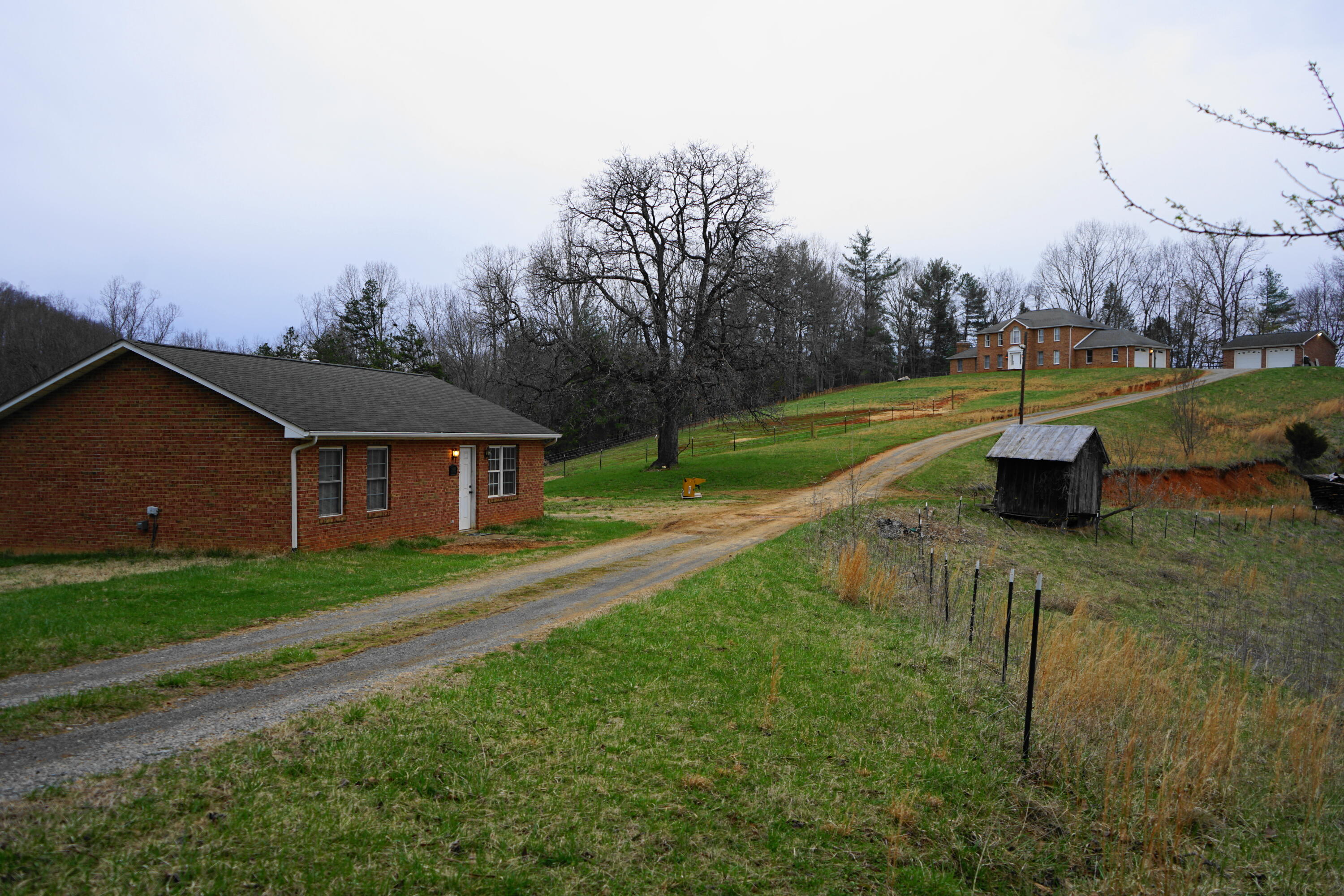 4670 Brookridge Road Hardy, VA 24101 - Photo 3 of 69 Driveway past Cottage to Main House