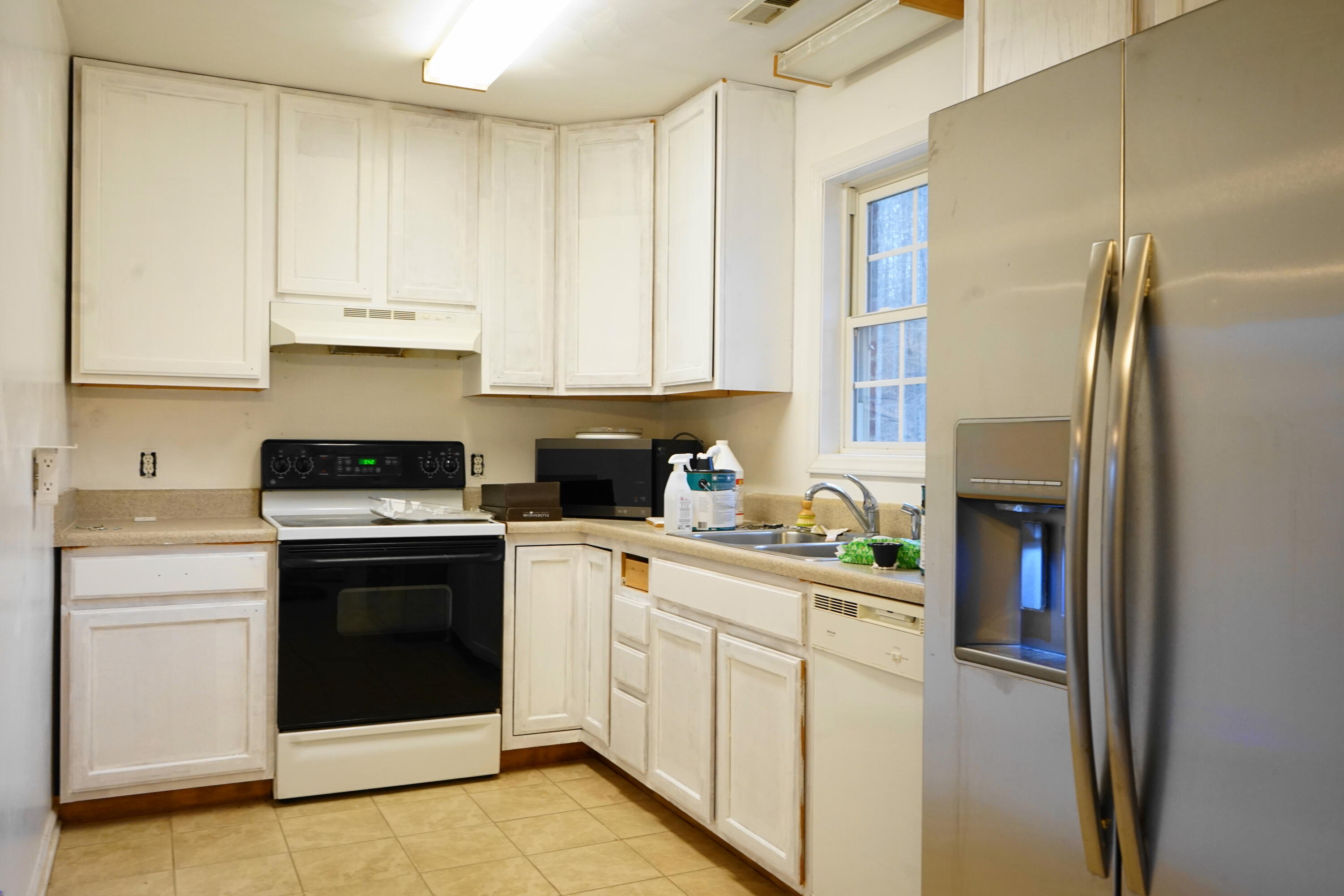 4670 Brookridge Road Hardy, VA 24101 - Photo 42 of 69 Cottage Kitchen -- appliances included!