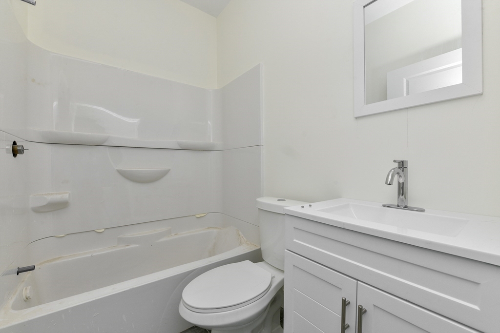 123 Intervale Street Boston, MA 02121 - Photo 5 of 6