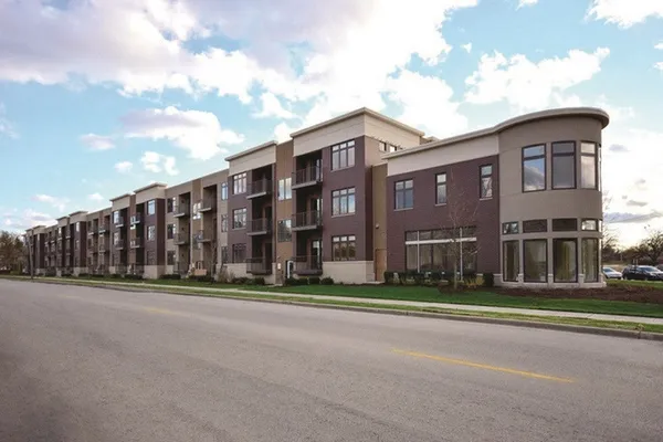 $2,745 | 500 North Northwest Highway, Unit 311, Park Ridge, IL 60068