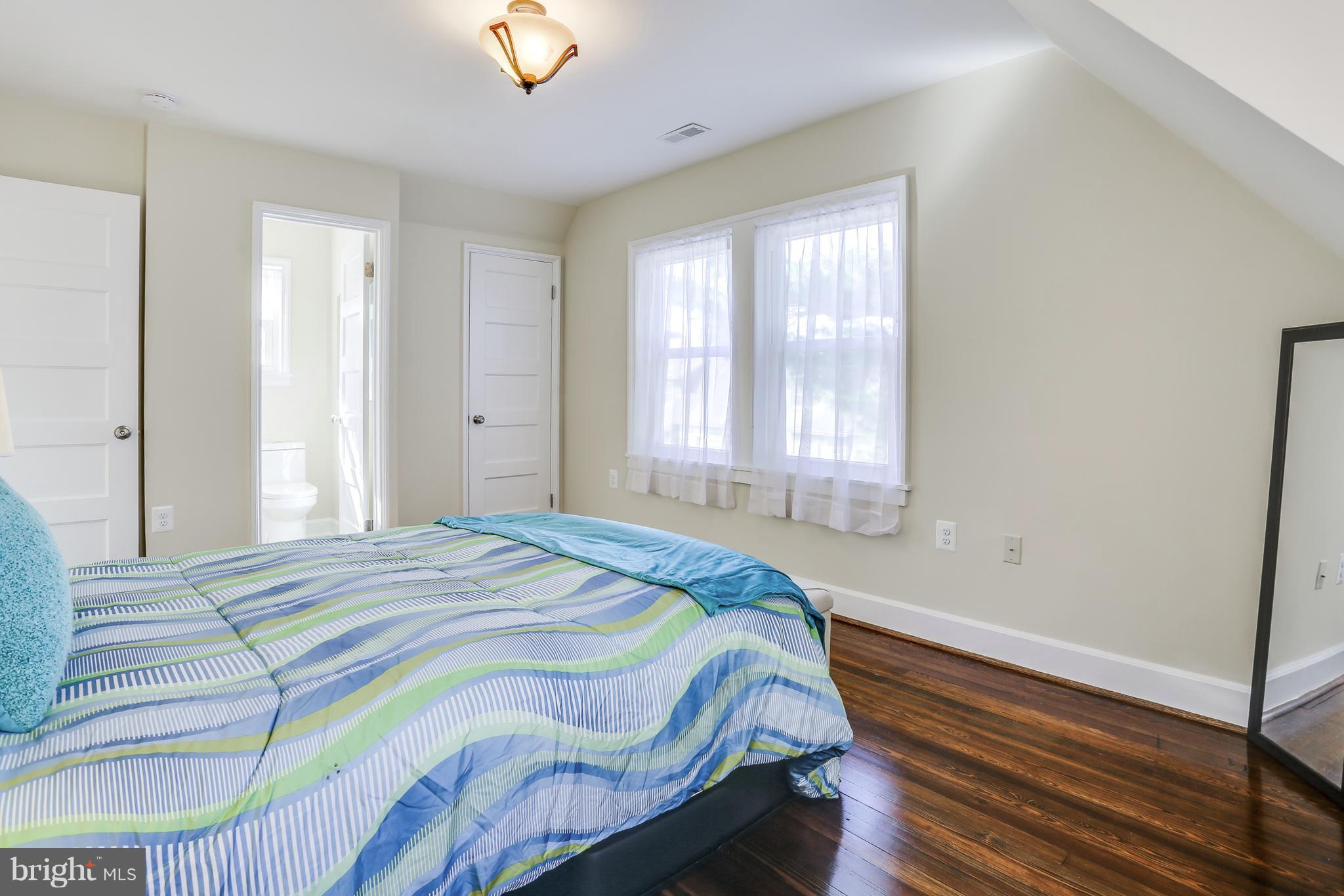 31 Broadship Road Dundalk, MD 21222 - Photo 14 of 29 Bedroom