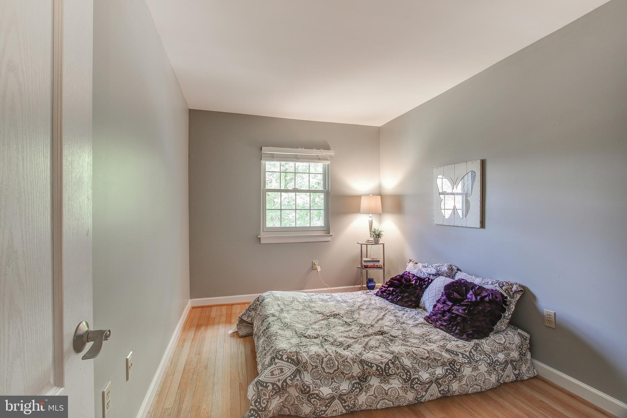 11309 Headlands Court Reston, VA 20191 - Photo 22 of 32 Bedroom 3