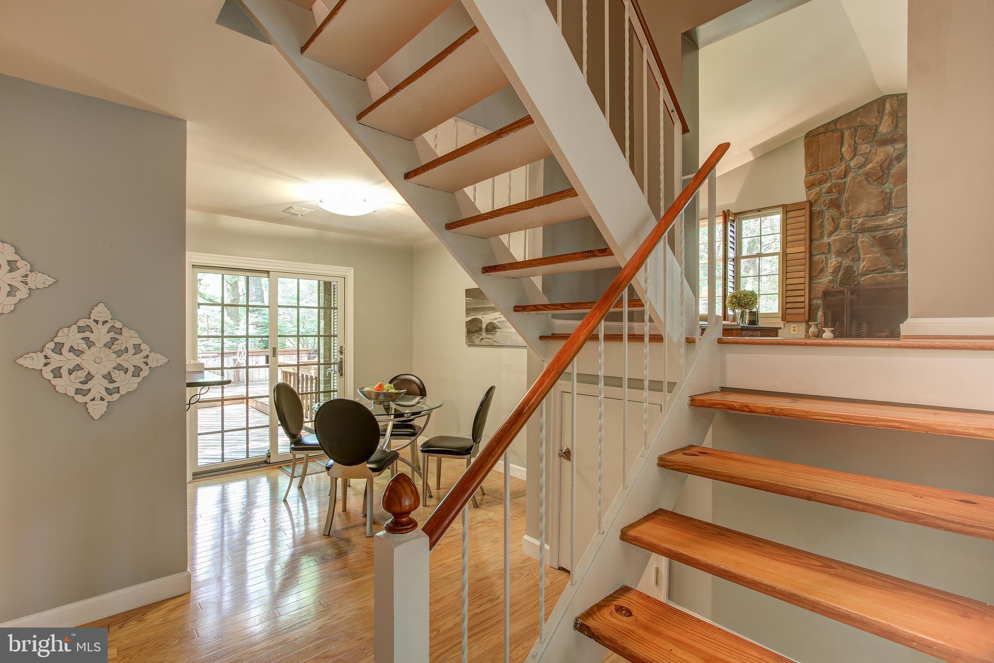 11309 Headlands Court Reston, VA 20191 - Photo 8 of 32