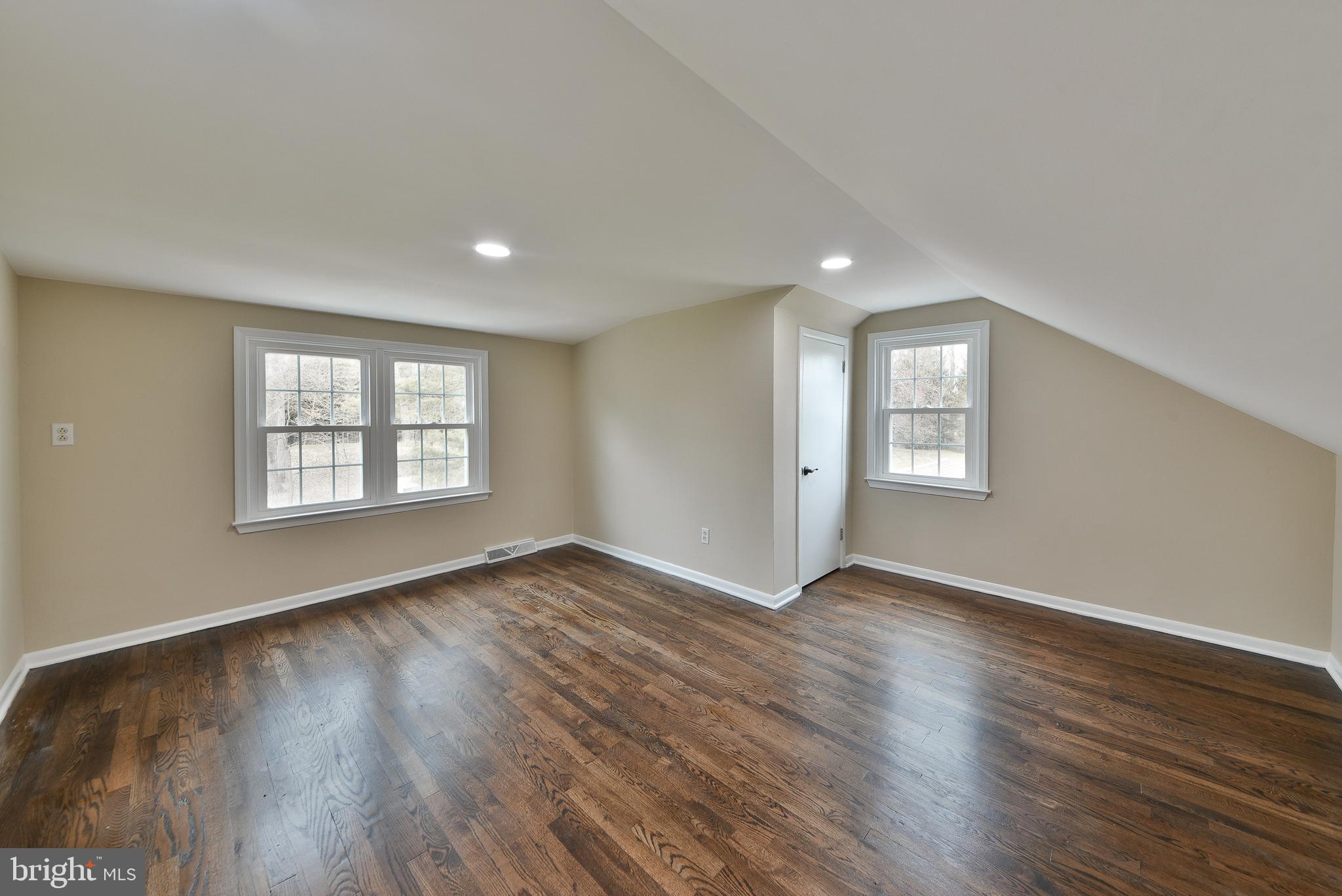 6166 Mechanicsville Road Doylestown, PA 18902 - Photo 14 of 24