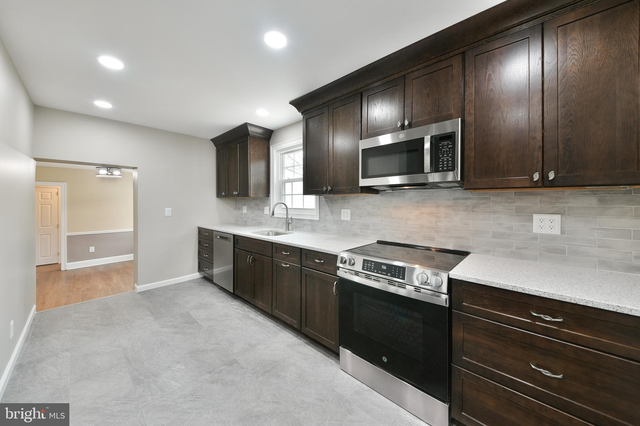 6166 Mechanicsville Road Doylestown, PA 18902 - Photo 4 of 24