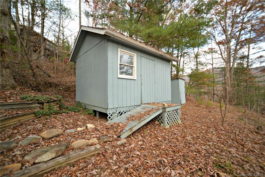 276 Bear Ridge Road Tuckasegee, NC 28783 - Photo 12 of 28 Gallery Image 12